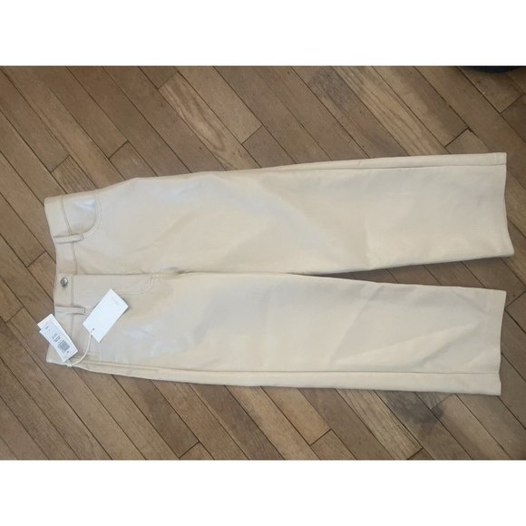 NWT-Wilfred by Aritzia  Melina Pants Vegan Leather Sz 2 Nwt 148 Crop Rare Trendy - Picture 6 of 6